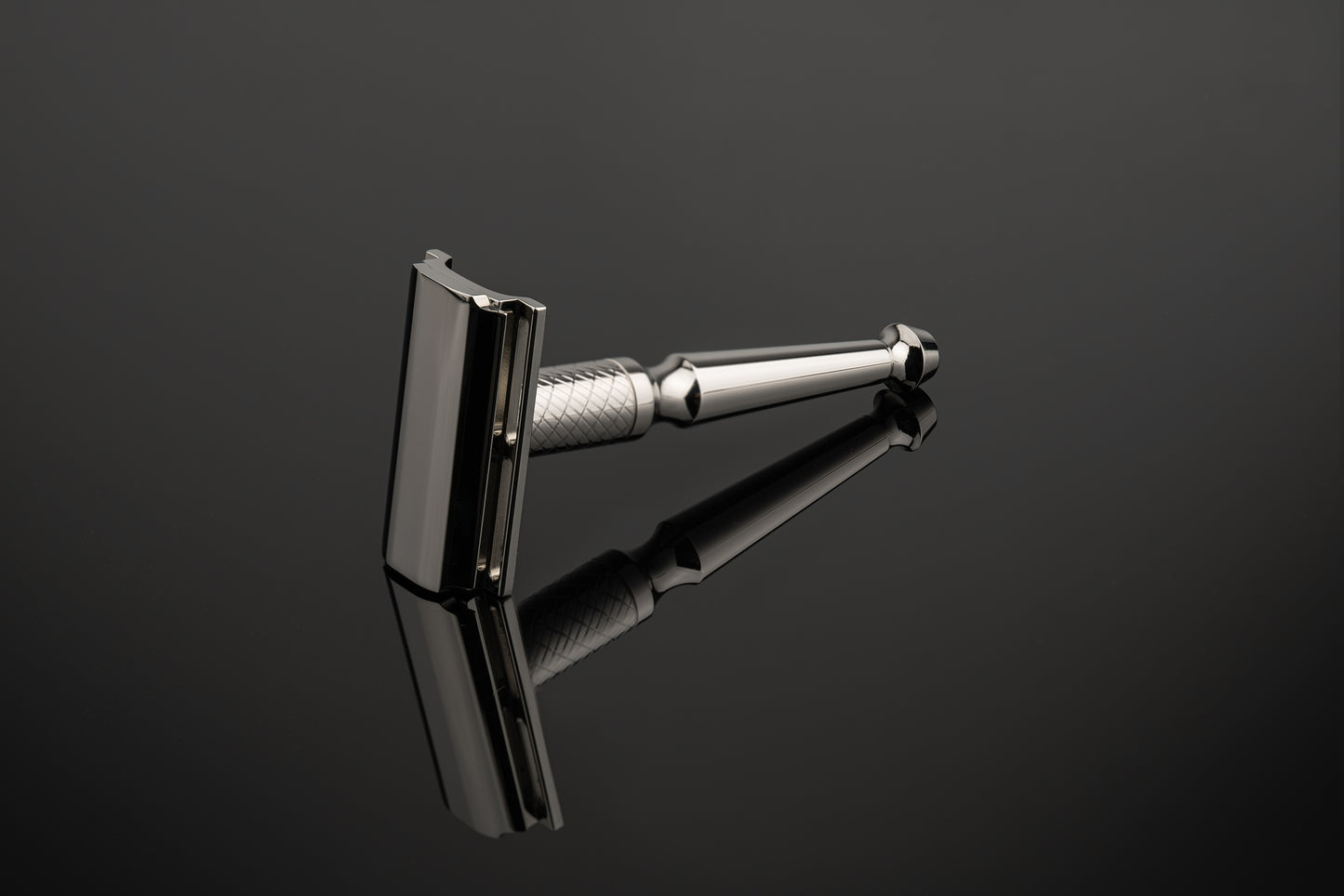 Pre-Order ( 10-15 Work days) - Urkunet double-edged razor - Assassin - 304SS