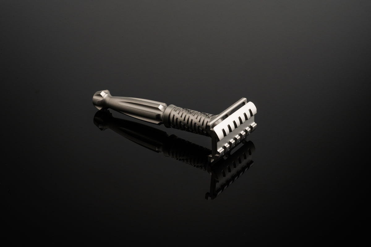 Assassin Master  Edition Razor - Titanium Alloy